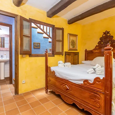 Casa Rustica En Castell Demporda * Corsá