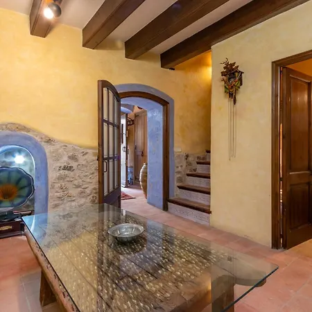 Casa Rustica En Castell Demporda Prázdninový dům Corsá