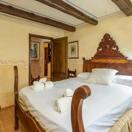 Prázdninový dům Casa Rustica En Castell Demporda Corsá