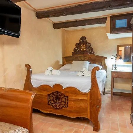 Casa Rustica En Castell Demporda Corsá